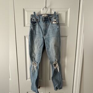 Abercrombie & Fitch The Mom Light Blue High Rise Jeans